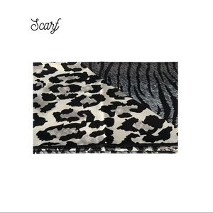 ANIMAL PRINT BLACK & WHITE SQUARE SCARF